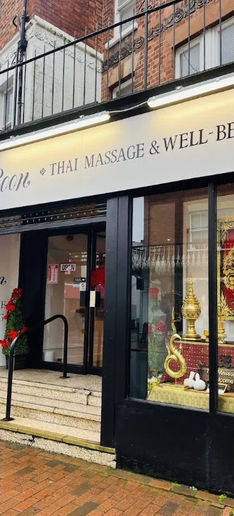 Mi Boon Thai Massage shopfront on Monson Road in Tunbridge Wells